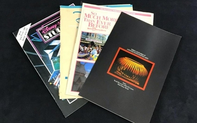 Lot of 4 Walt Disney World Vintage 1980s magazines News