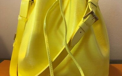 Louis Vuitton - Petit Noè Bucket bag for shoulder or shoulder strap