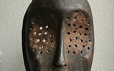 Mask - Luluwa - DR Congo