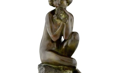 Maxime Real del Sarte - Sculpture, Art Deco zittend naakt met bloemen - 46 cm - Patinated bronze - 1920