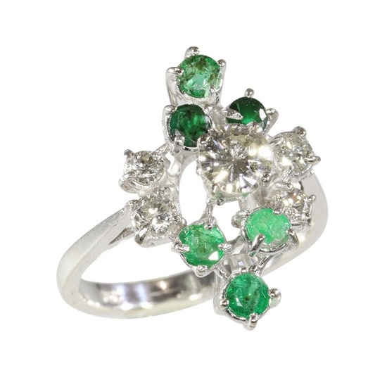 No Reserve Price - Free resizing*, Vintage anno 1960, 0.48 crt Emerald, 0.68 crt Diamond Ring - White gold