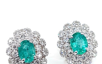 Orecchini in Oro bianco 18 ct con Smeraldi 1.15 ct e Diamanti 0.72 ct - Emerald - 18kt gold - White gold - Earrings
