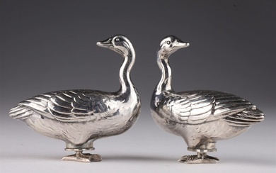 Pair Sterling Figural Duck Salt Pepper Shakers