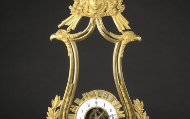 Pendule lyre en bronze doré à décor feuillagé,... - Lot 167 - Oger - Blanchet