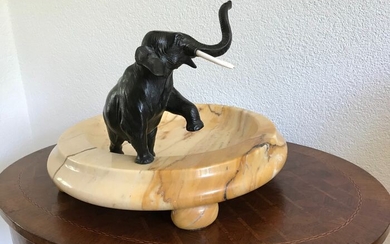 Platter, with elephant - Marble, Spelter - First half 20th century