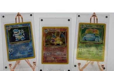 Pokémon Base Set Card Charizard Blastoise & Venusaur