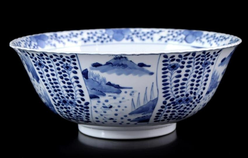 Porcelain bowl with blue decor of landscapes and floral