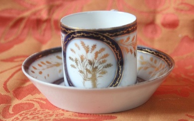 Porcelaine de Paris - Cup and saucer (2) - Tasse litron café en porcelaine de Paris, fin XVIIIe - Porcelain