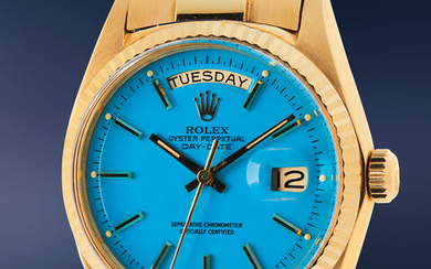 Rolex, Ref. 1803 A very rare and highly attractive yellow gold wristwatch with azure “Stella” dial, day, date, and bracelet