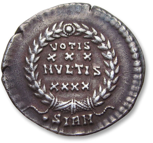 Roman Empire - AR Siliqua, Constantius II.Sirmium mint circa 351-355 A.D. - •SIRM in exergue (1st officina) - Silver
