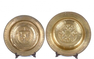 TWO GERMAN ALMS BOWLS, 16TH-17TH CENTURIES.