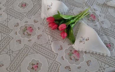 Tablecloth - 268 cm - 180 cm