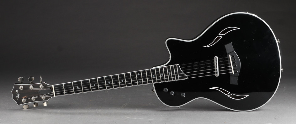 Taylor T5Z Standard Acoustic/Electric Guitar.