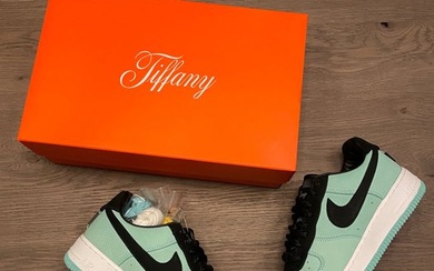 Tiffany & Co. - Sneakers - Size: UK 8, US 9
