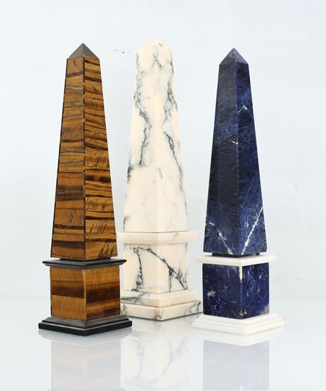 Tre obelischi diversi