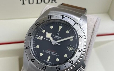 Tudor - Black Bay P01 - 70150 - Men - 2011-present