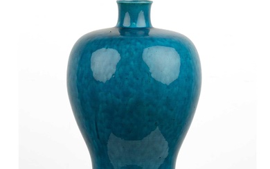 Turquoise porcelain Mei-ping shaped vase Chinese, Guangxu (1875-1908) with a...