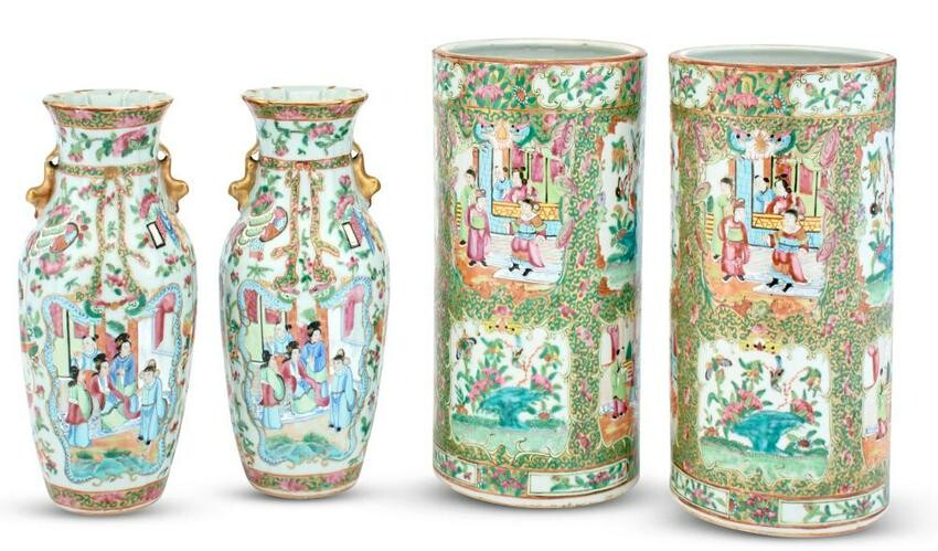 Two Pairs of Chinese Famille Rose Porcelain Vases