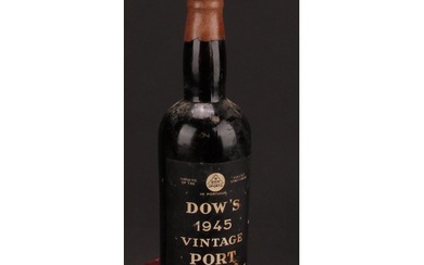 Wines and Spirits - Dow's 1945 Vintage Port, level mid shoul...