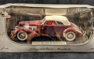 1937 Cord 812 Supercharged Limited 1/32 Scale Signature