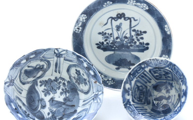(3) Chinese blue & white bowls
