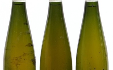 3 bts. Riesling Clos St. Hune Vendange Tardive “Hors Choix”, Trimbach 1989 A (hf/in).
