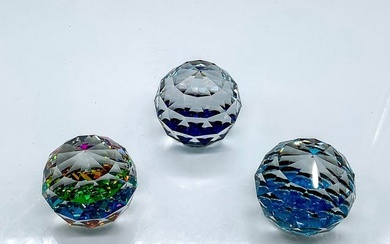 3pc Caithness Crystal Glass Paperweights