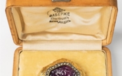 A Fabergé 14k gold and carved ruby pill box