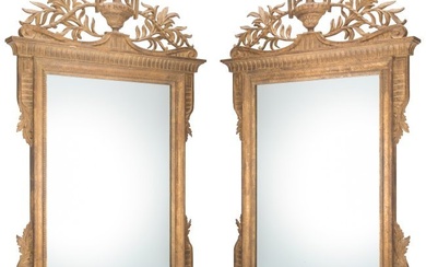 61068: A Pair of Neoclassical-Style Carved Giltwood Mir