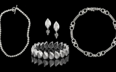 Collection of Sterling Silver Jewlery