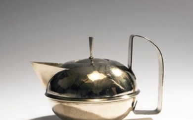 Hayno Focken; Hans Przyrembel, Teapot, c. 1930