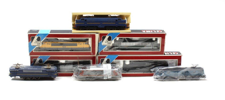 (-), 8 pieces Lima model train locomotives, among...