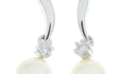 9ct gold cultured pearl & diamond earrings