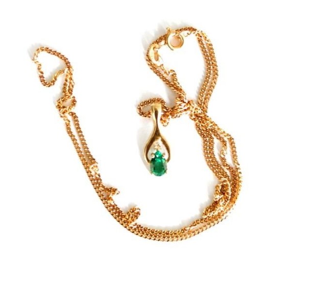 9ct yellow gold pendant and chain set with synthetic gemston...