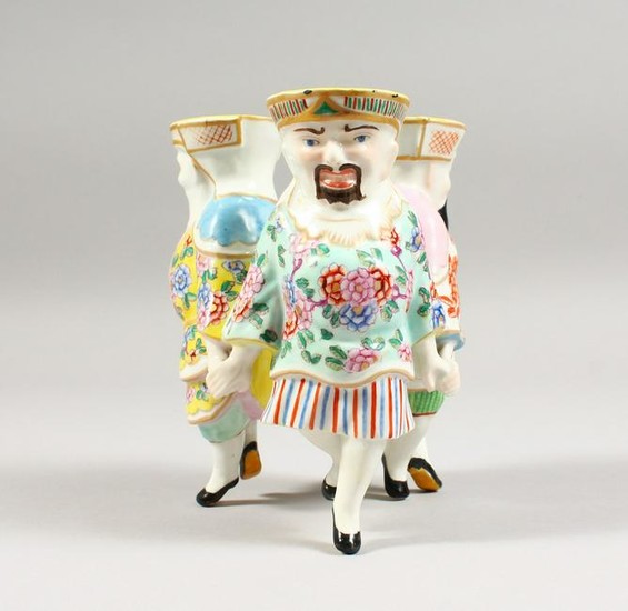 A CONTINENTAL TRIPLE FLOWER VASE as Chinese figures.