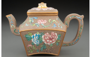 A Chinese Enameled Ceramic Teapot