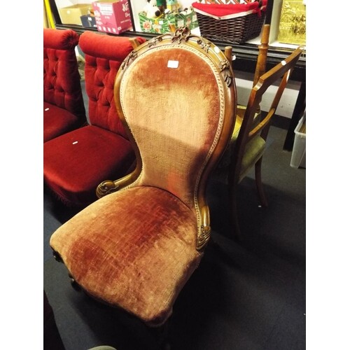 A French walnut framed spoon back chair having serpentine se...