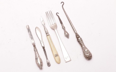 A Group of Silverware incl Buttonhooks