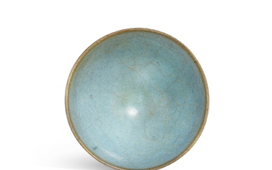A Junyao blue-glazed 'bubble' bowl, Jin dynasty 金 鈞窰天藍釉小盌
