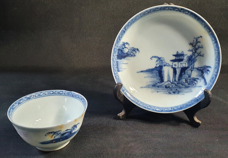 A MID 18TH CENTURY CHINESE TEA CUP AND SAUCER
