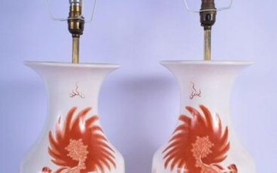 A PAIR OF CHINESE PORCELAIN VASES 20th Century