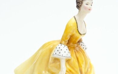 A ROYAL DOULTON FIGURE 'CORALINE', 19 CM HIGH, LEONARD JOEL LOCAL DELIVERY SIZE: SMALL