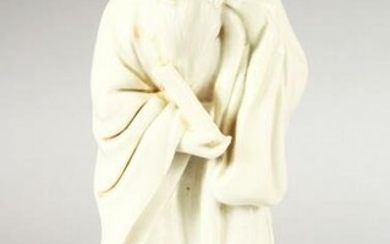 A SMALL CHINESE BLANC DE CHINE FIGURE OF A SAGE, 14.5cm