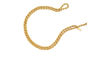 A bi-coloured necklace