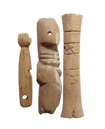 A group of 3 Egyptian bone items, Egypt
