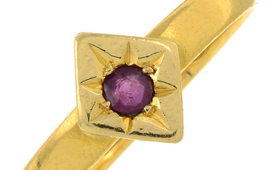 A late Victorian 22ct gold garnet-topped doublet single-stone ring.