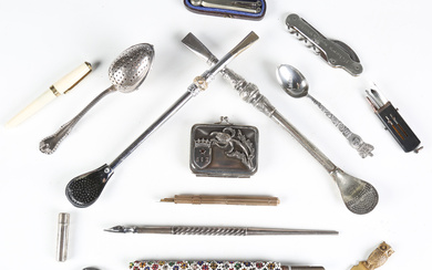 A mixed group of collectors' items, including a late Victorian silver plated purse, width 6cm