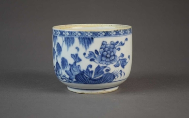 A small Chinese blue and white bowl, Qing Dynasty