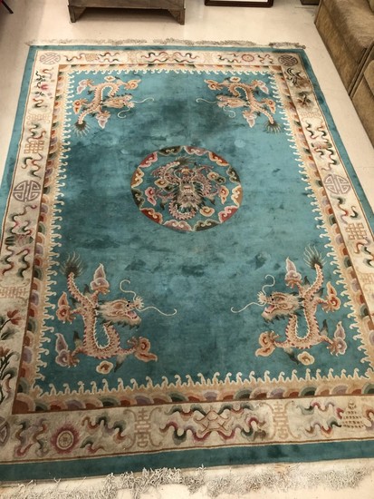 Approx 15ft x 12ft large Chinese rug