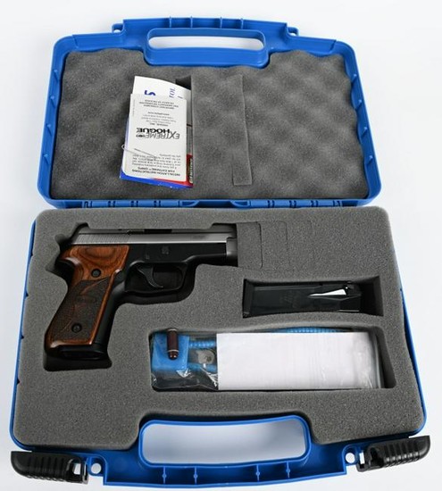 BOXED SIG ARMS MODEL P229 SAS PISTOL